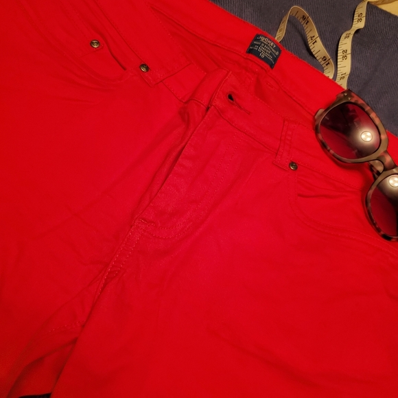 COPY - Hot 🔥 pink pants! - Picture 3 of 6